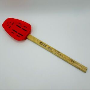 Le Creuset Silicon Slotted Spatula Orange